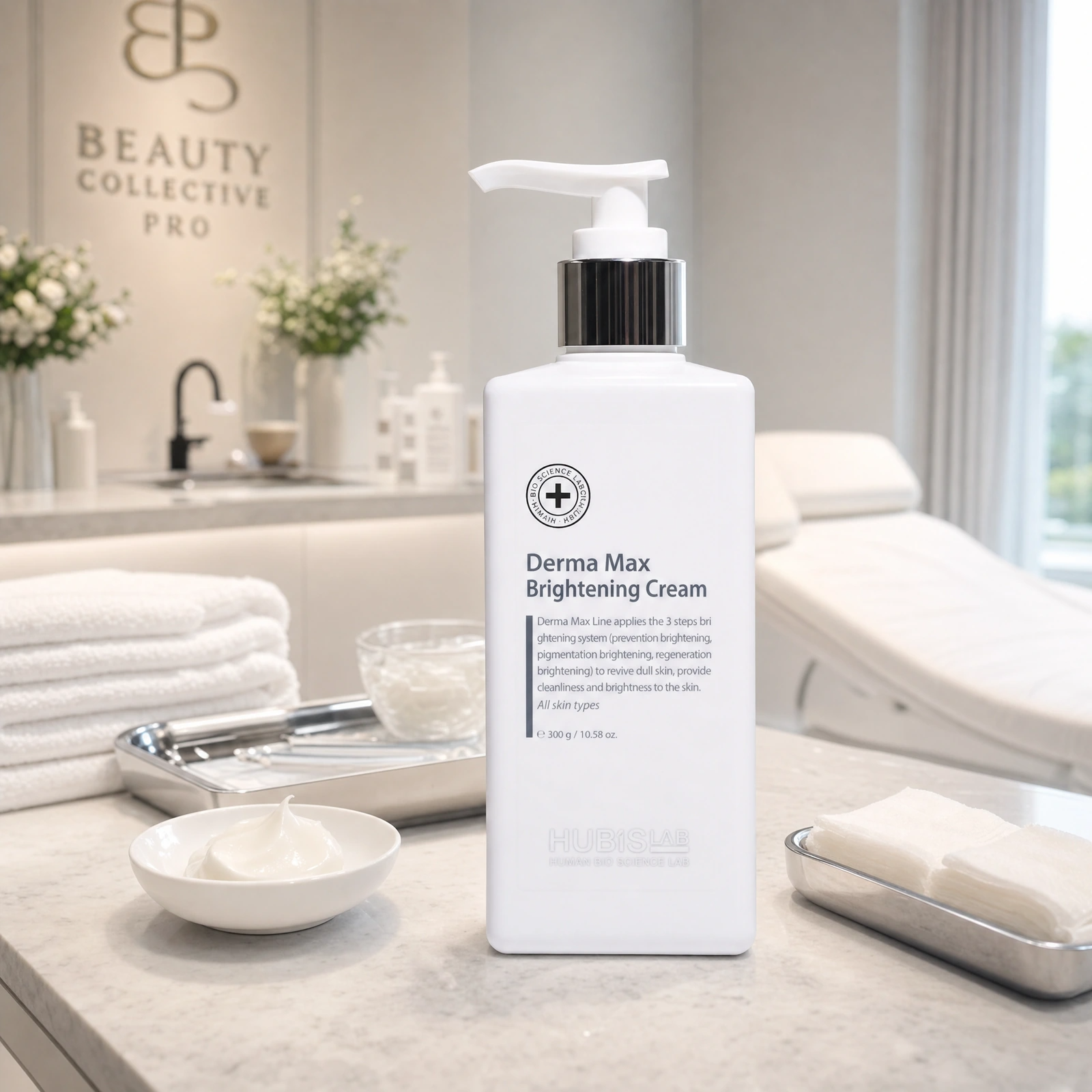 Hubislab Derma Max Brightening Cream 300g displayed in a premium clinical treatment-room setting for professional brightening cream protocols, pigmentation care and barrier support.