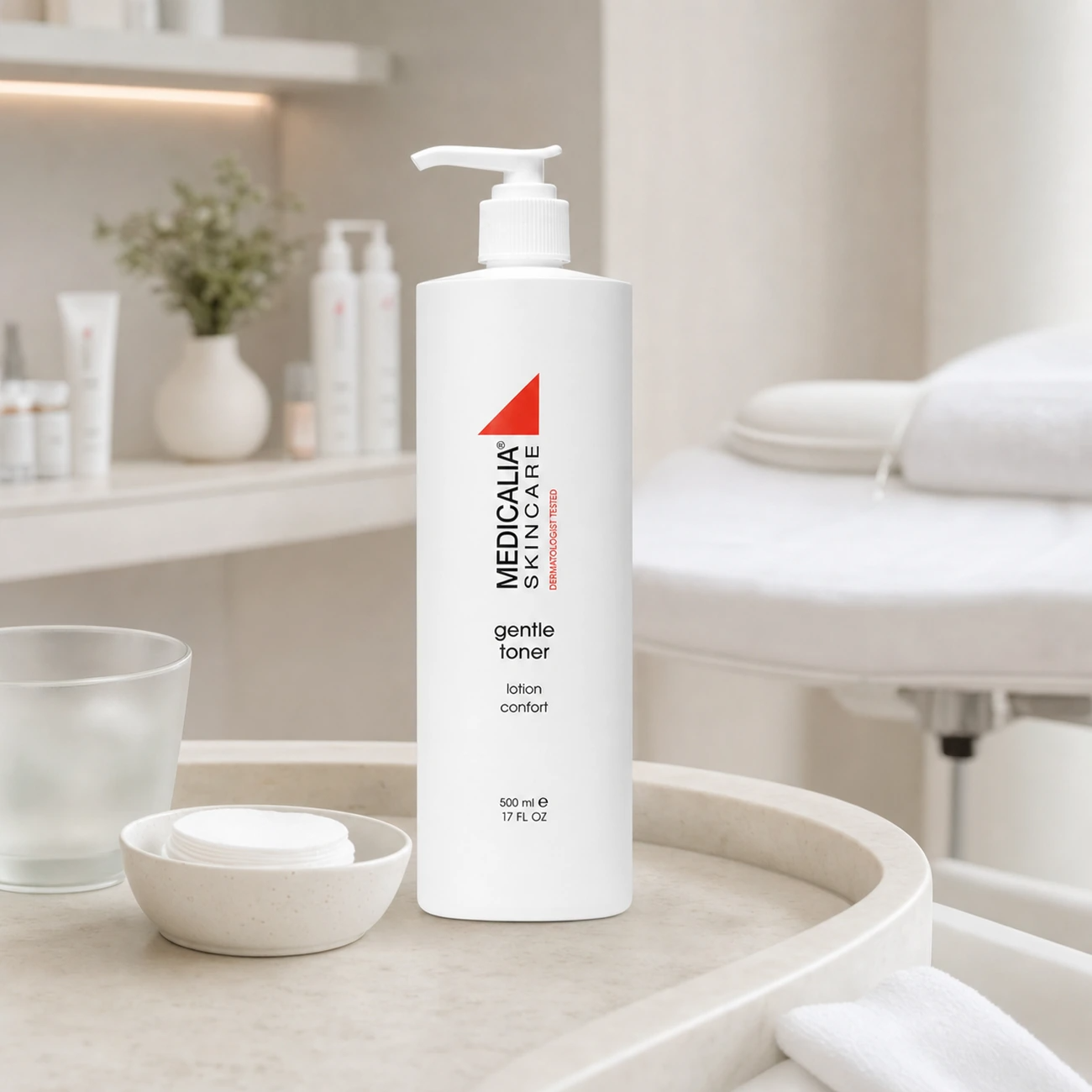 Medicalia Gentle Toner 500ml styled as a professional treatment-room toner for beauty salon and medi-clinic facial treatments.