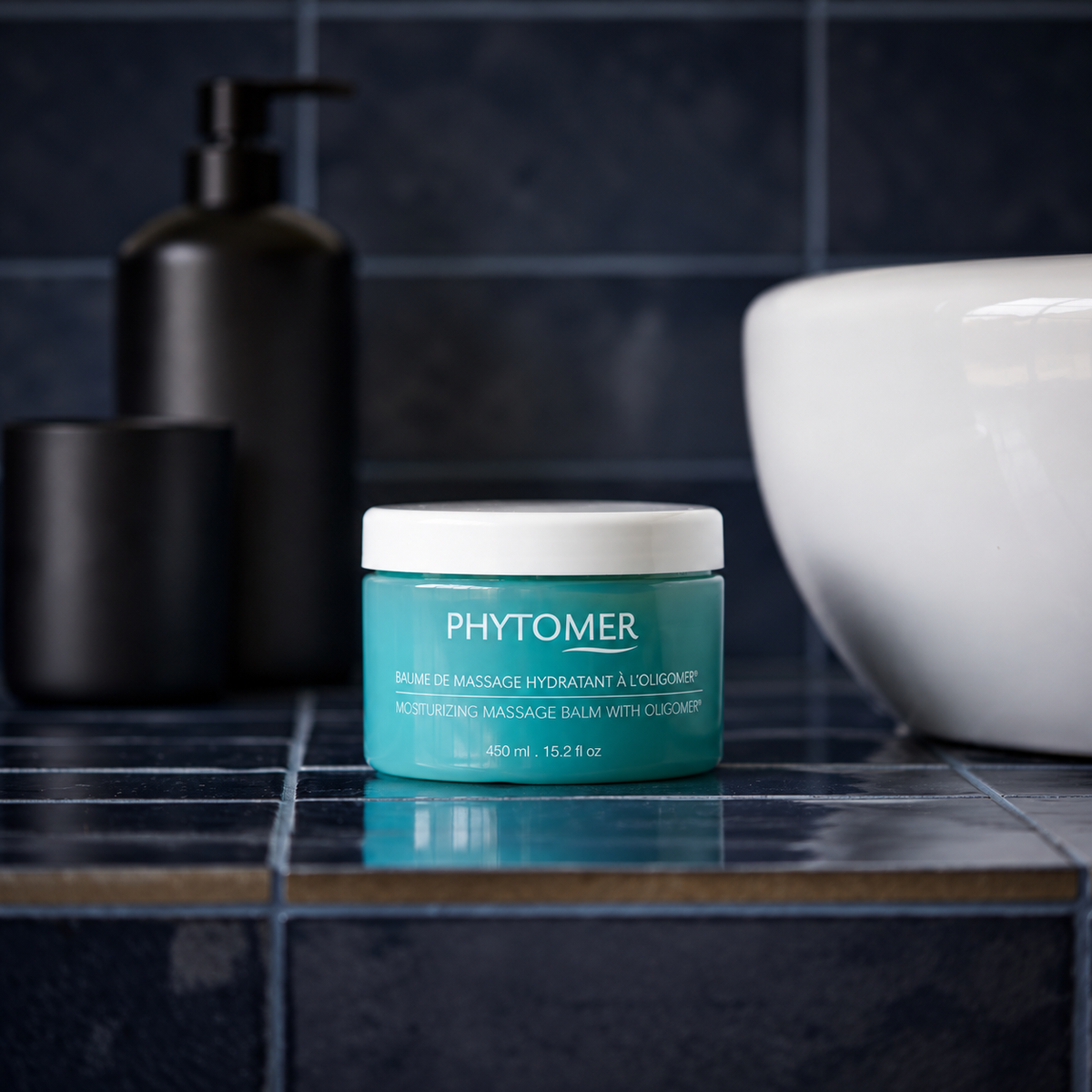 PHYTOMER Moisturizing Massage Balm with OLIGOMER 450ml in a professional treatment-room setting.